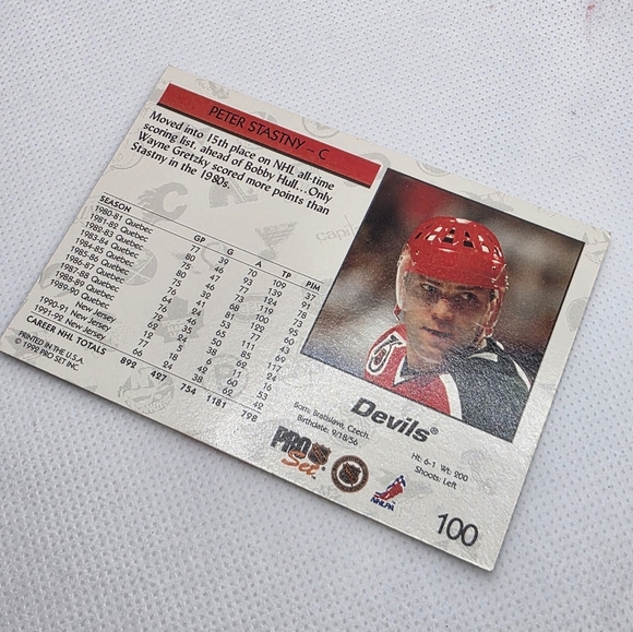 1992-93 NHL Pro Set Peter Stastny New Jersey Devils #100 Hockey Card - Picture 4 of 4